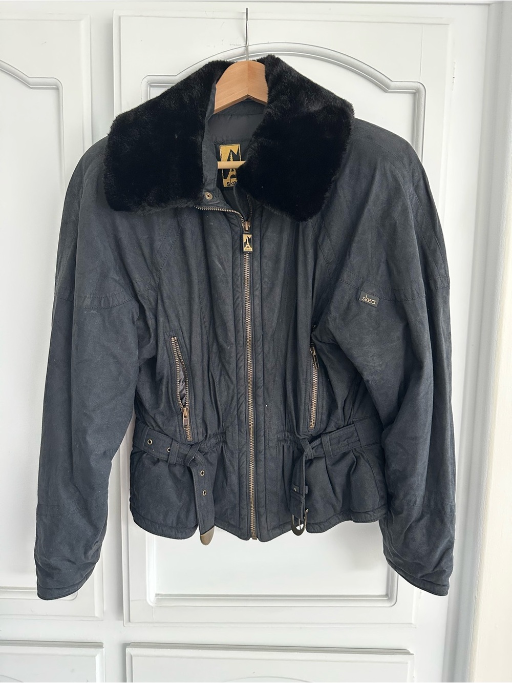 Women's Black Ski Jacket with Plush Faux Fur Collar by SKEA